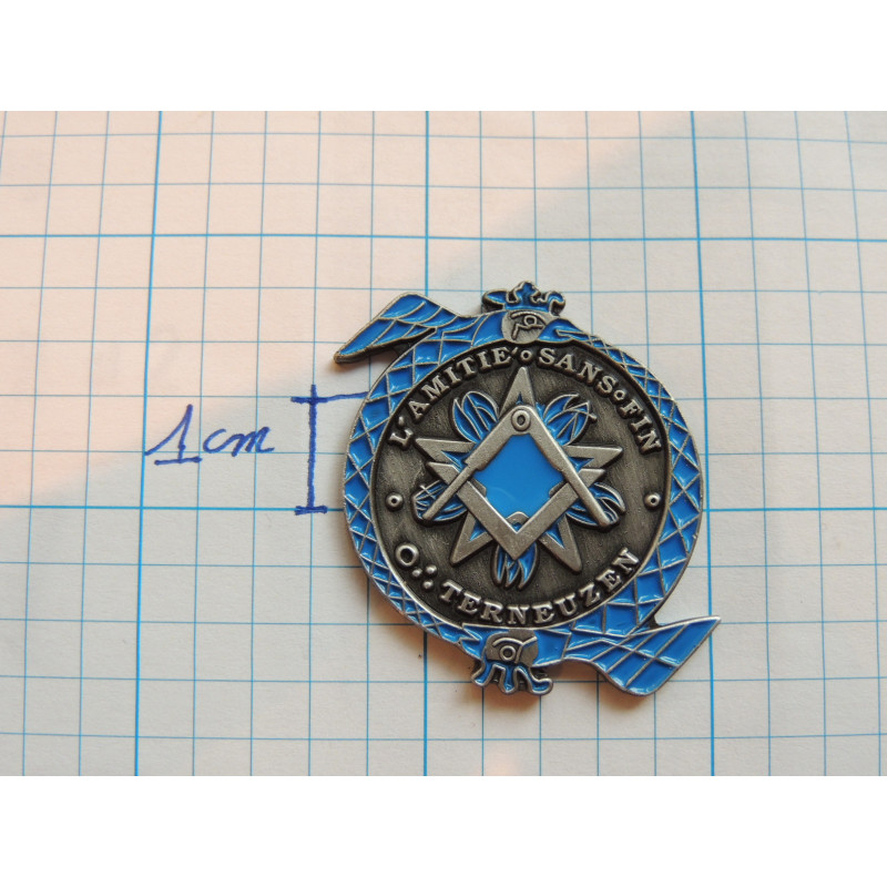 Loge pin